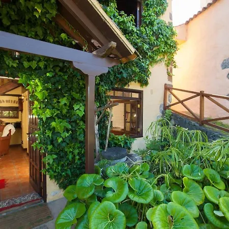 Rural Llanadas Ferienhaus *